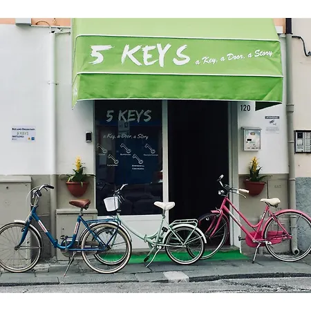 5 Keys Alojamento de Acomodação e Pequeno-almoço Pisa
