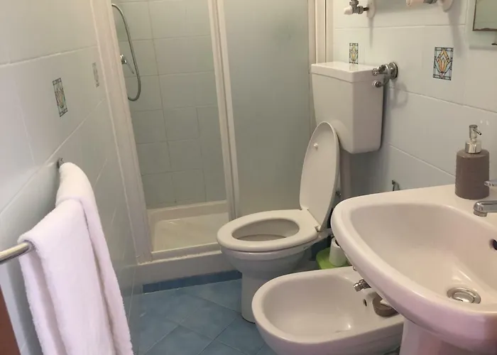 5 Keys Oda ve Kahvaltı 3*