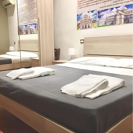 5把钥匙旅馆 3* 比萨